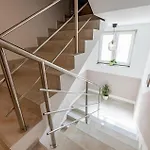 Апартаменти Awesome In With Wifi *