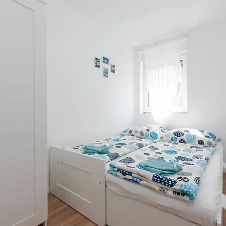 Lägenhet Awesome In With Wifi